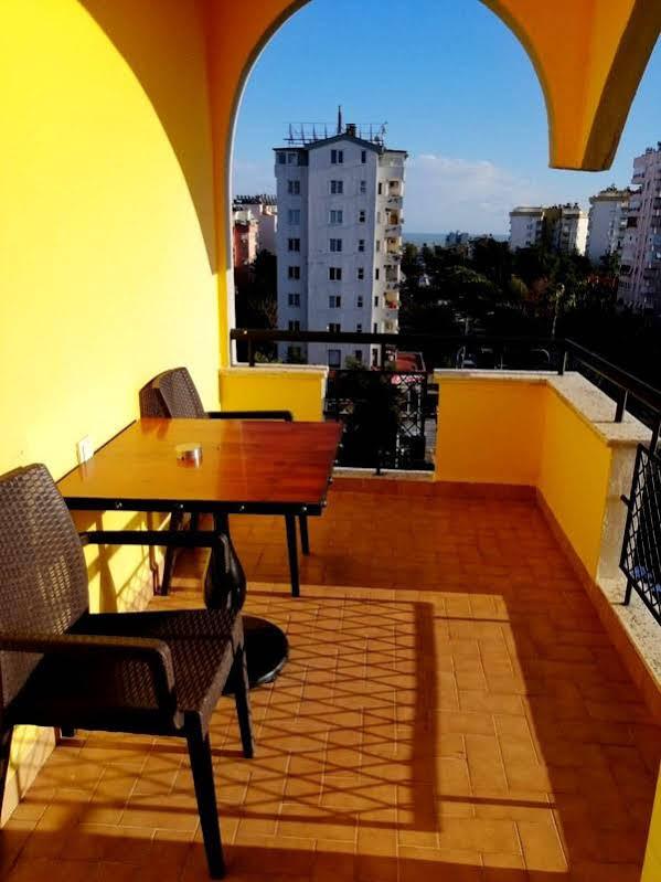 Voswos Garage Coffee Hotel Antalya Exterior foto